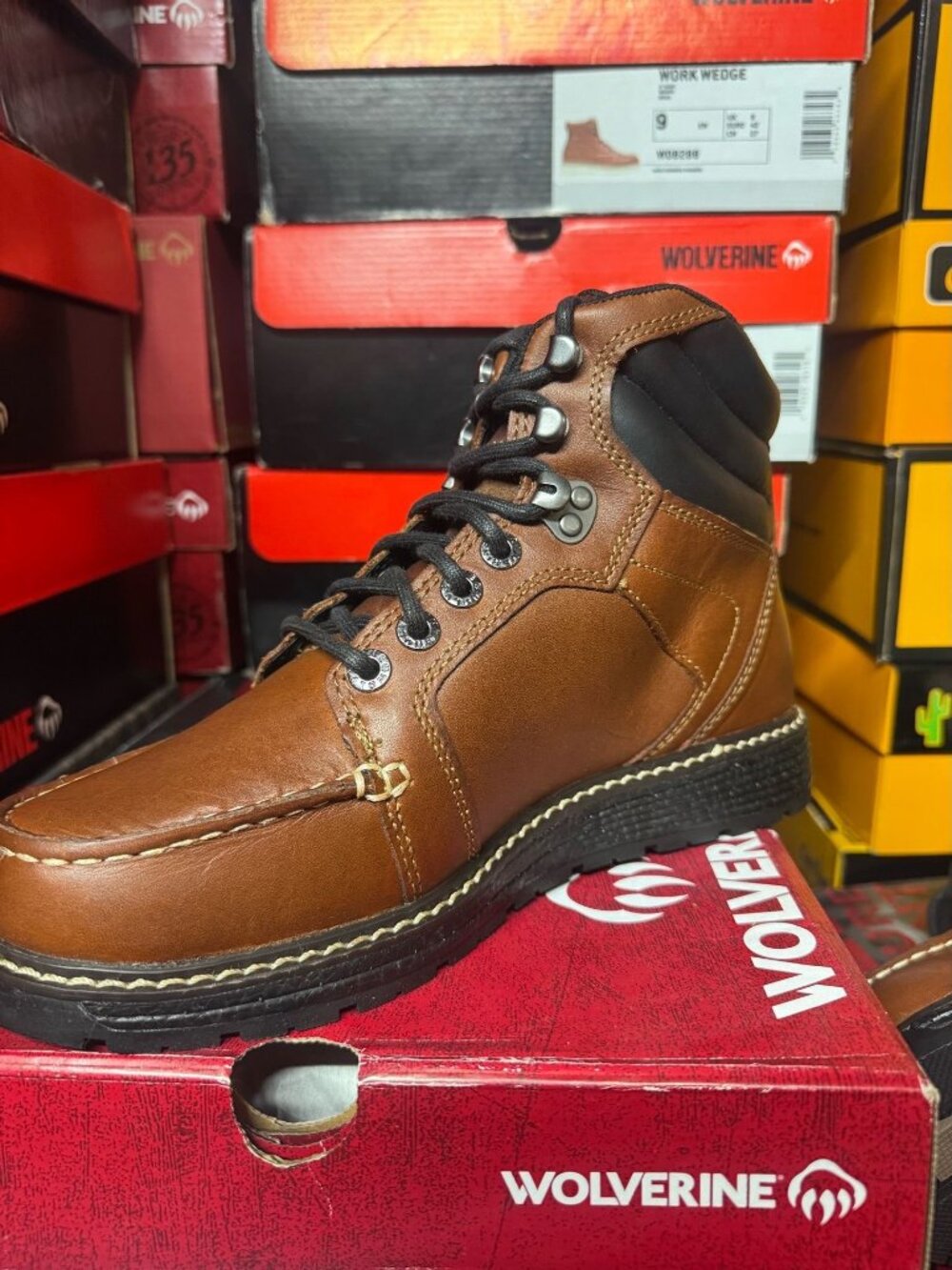 Wolverine Men's Work Boots Size 9 - New in Box